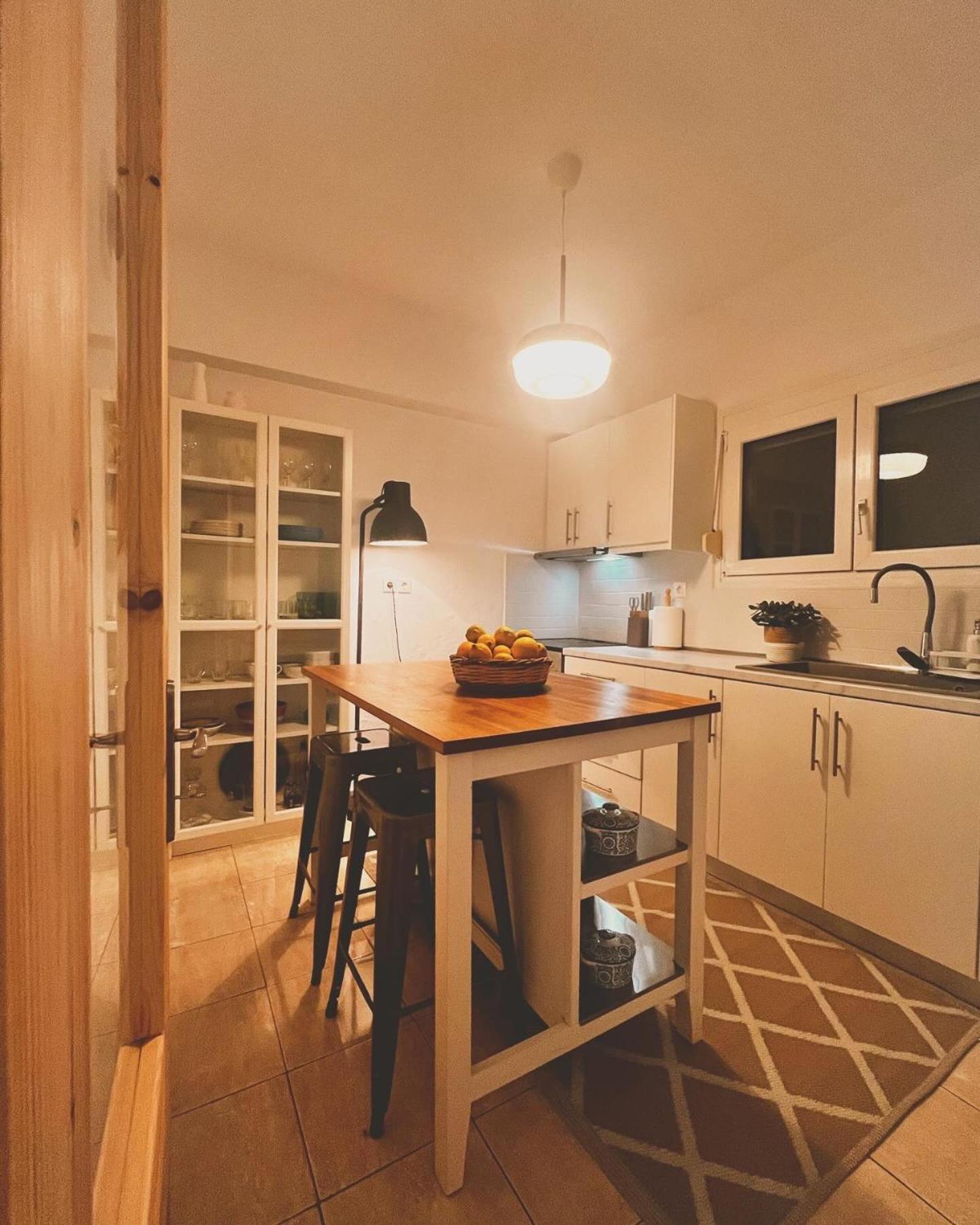 Lucy'S Guest House Skiathos Town Luaran gambar