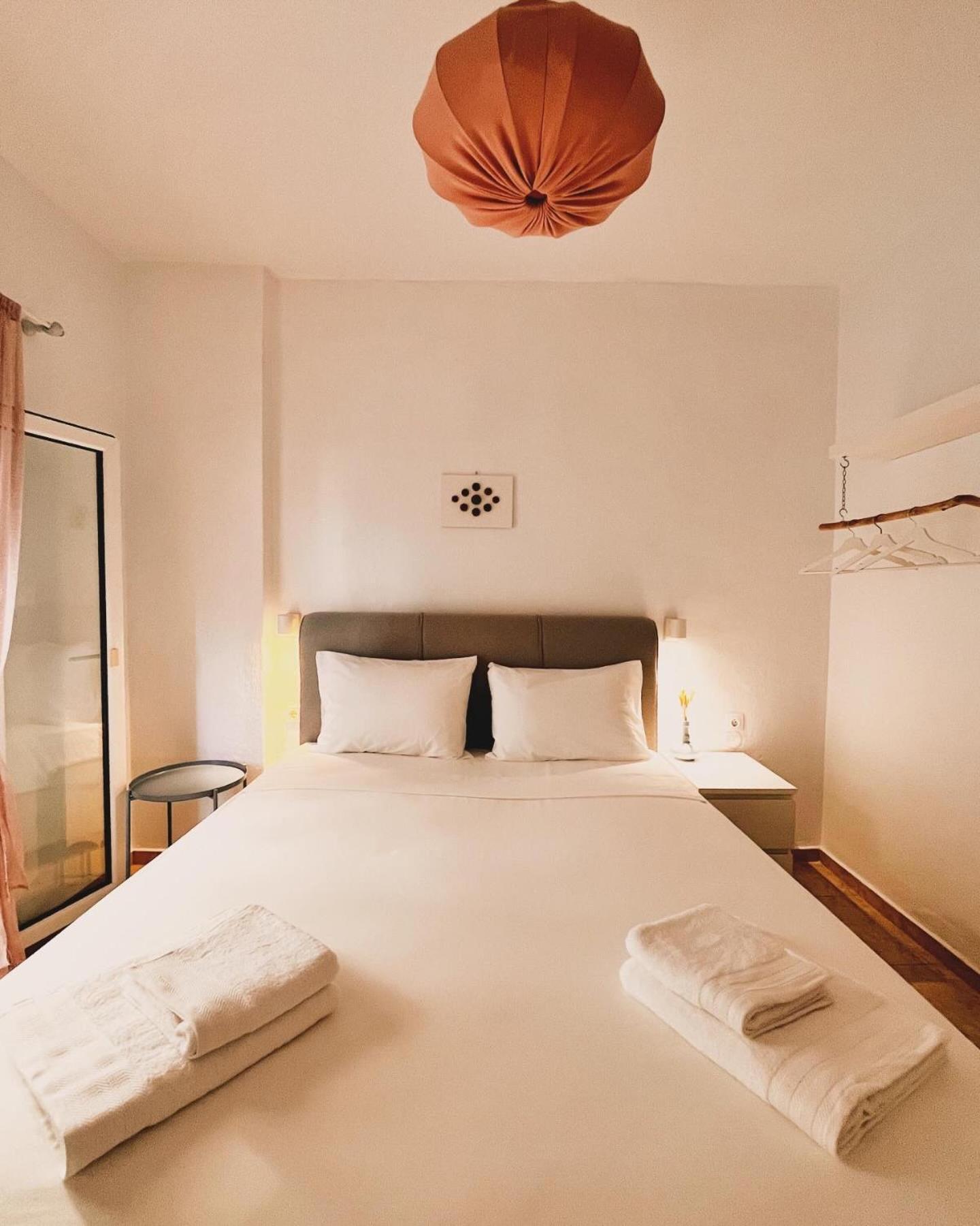 Lucy'S Guest House Skiathos Town Luaran gambar