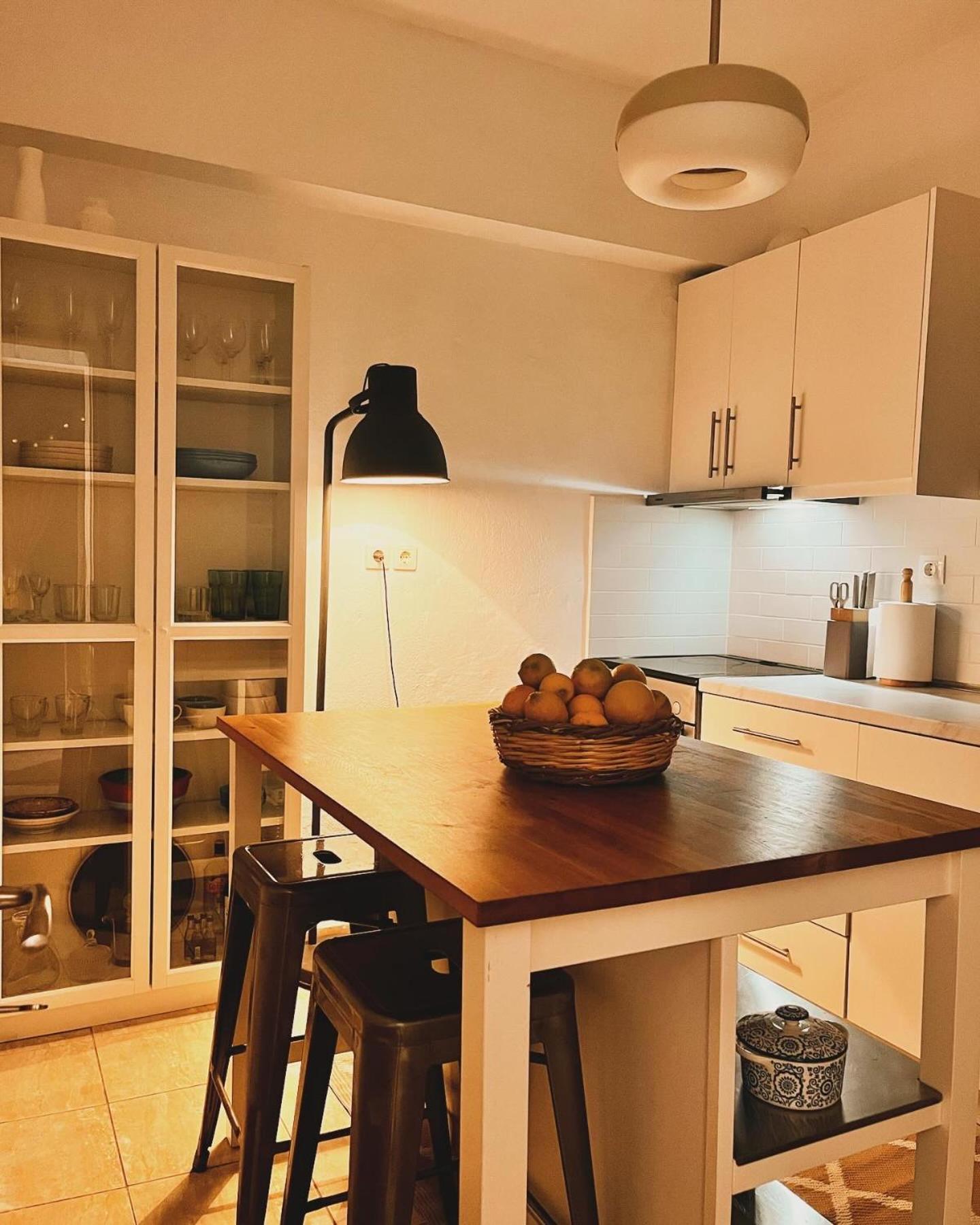 Lucy'S Guest House Skiathos Town Luaran gambar